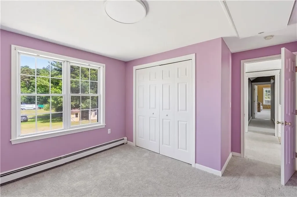27 Charles Avenue Uxbridge MA 01569