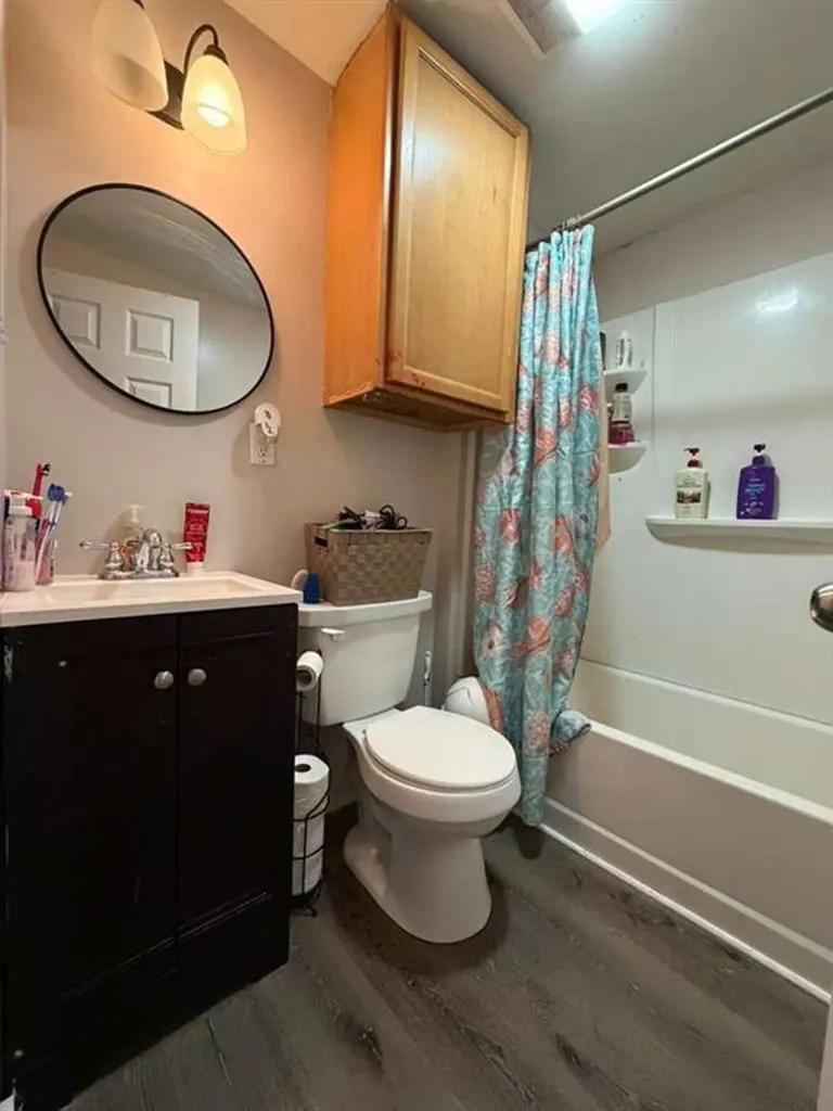 27 Hauxhurst Street Providence RI 02909