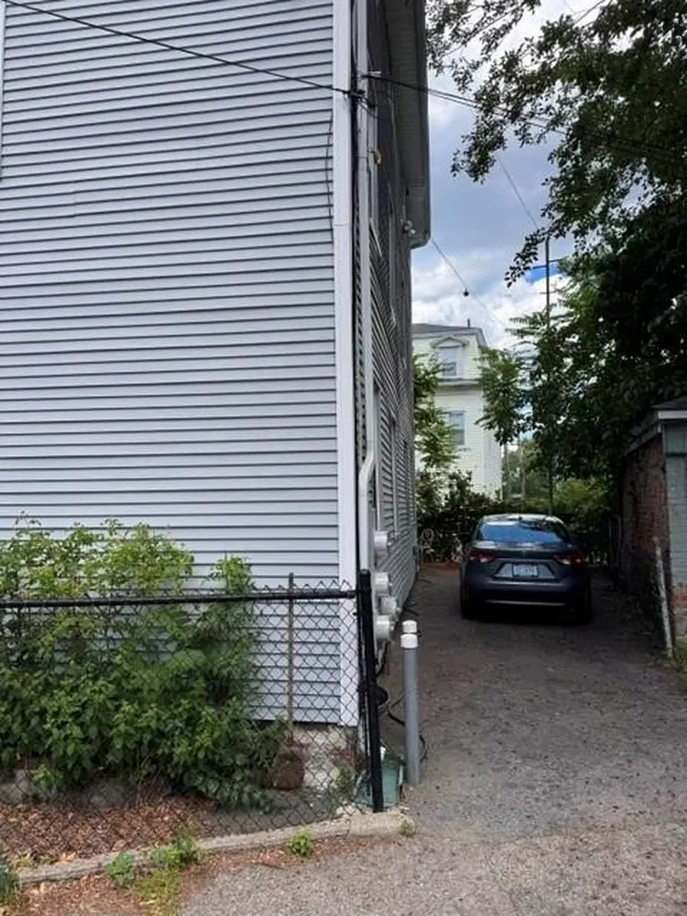 6 Goulding Street Providence RI 02906