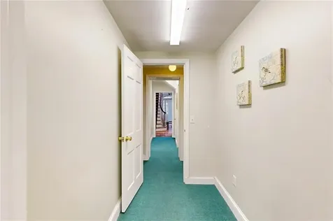 873 Warwick Avenue Warwick RI 02888