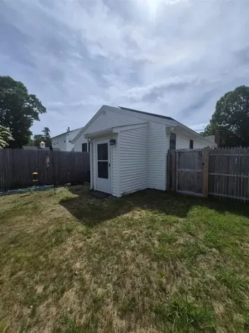 12 Grant Street Wareham MA 02571