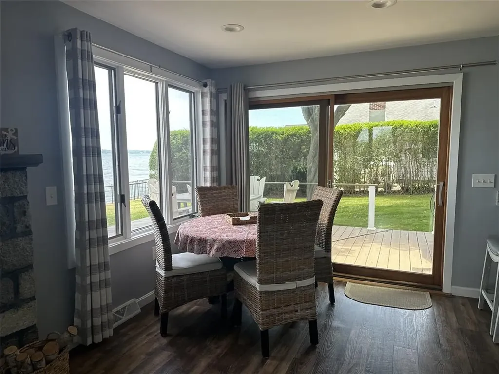 25 Bayside Avenue Portsmouth RI 02871