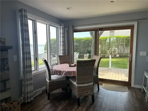 25 Bayside Avenue Portsmouth RI 02871