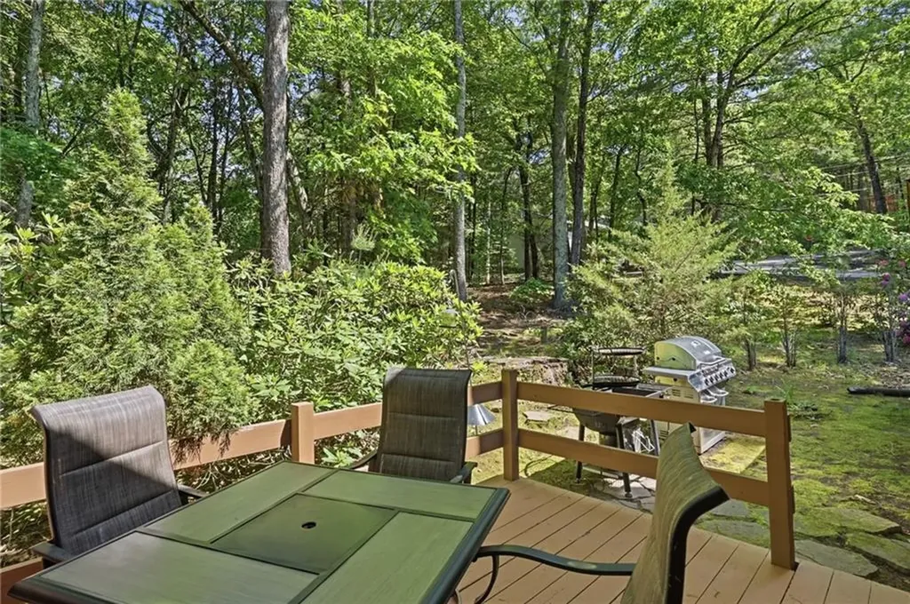 3 Quail Circle Smithfield RI 02917