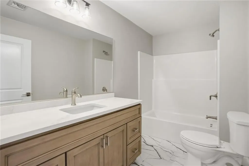 60 Bloor Street Warwick RI 02889