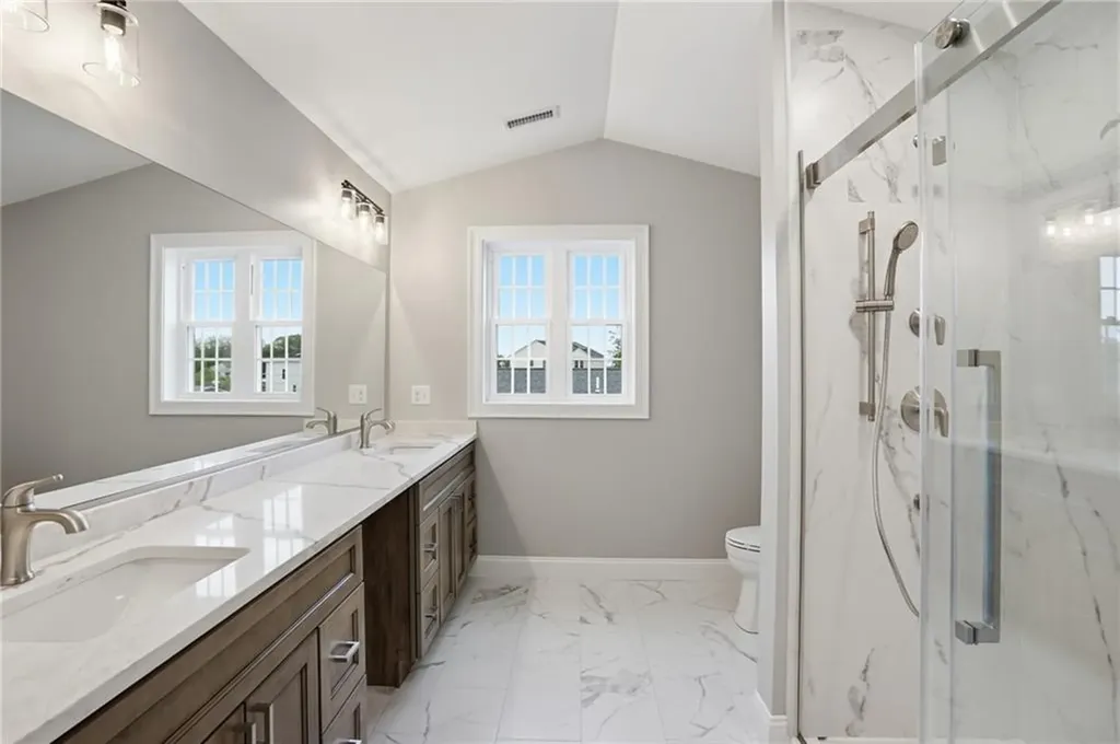 60 Bloor Street Warwick RI 02889