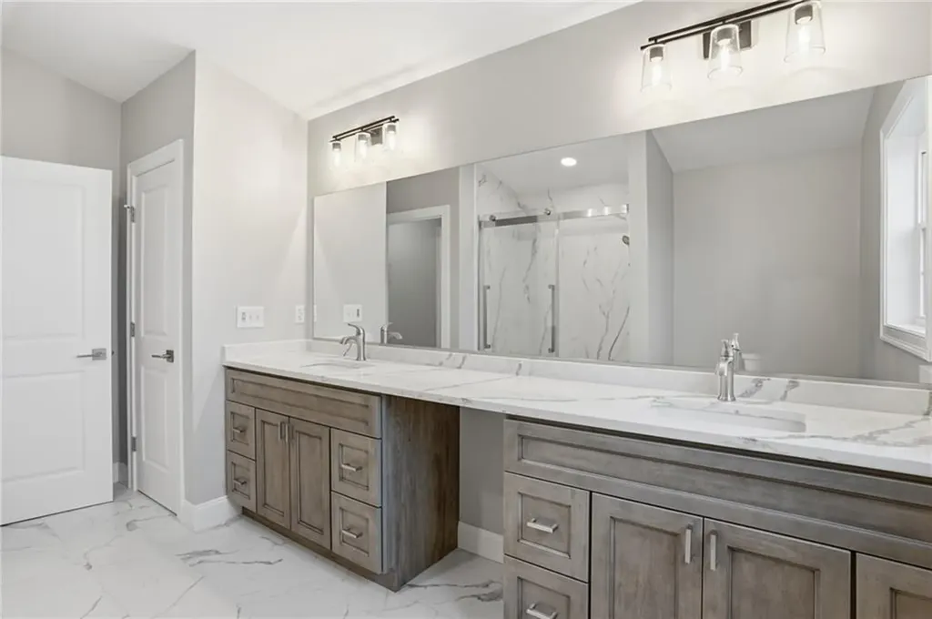 60 Bloor Street Warwick RI 02889