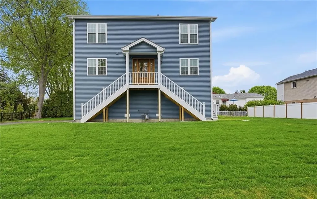 60 Bloor Street Warwick RI 02889
