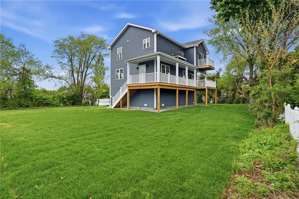 60 Bloor Street Warwick RI 02889