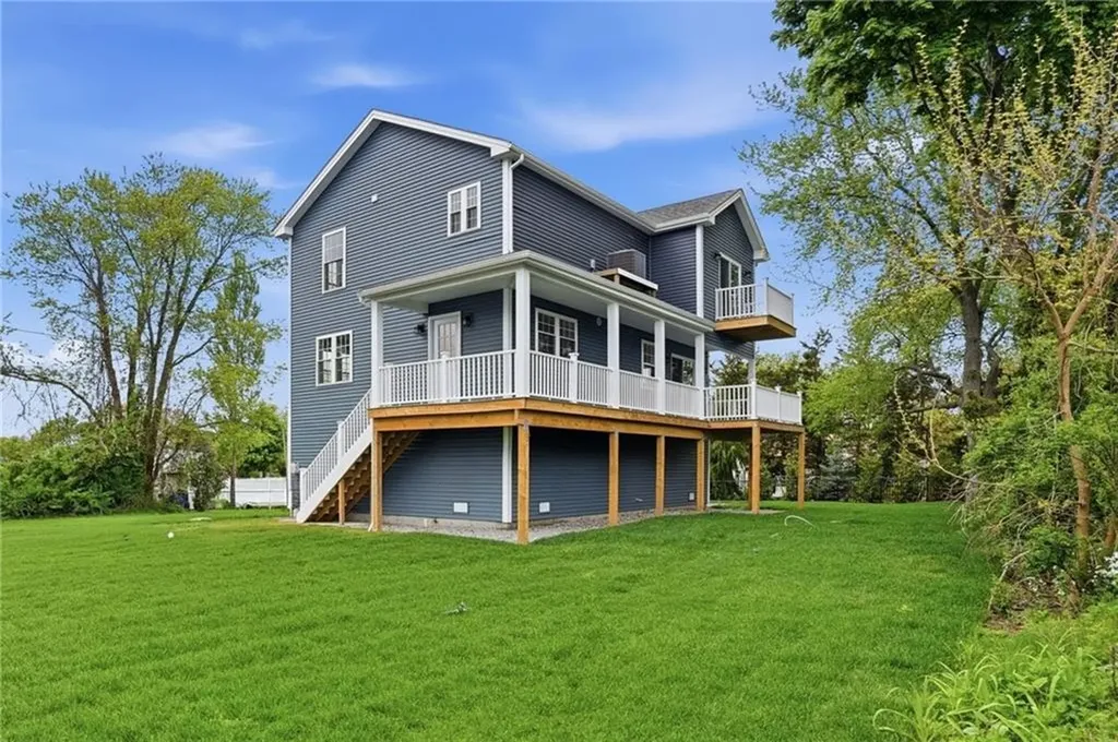 60 Bloor Street Warwick RI 02889