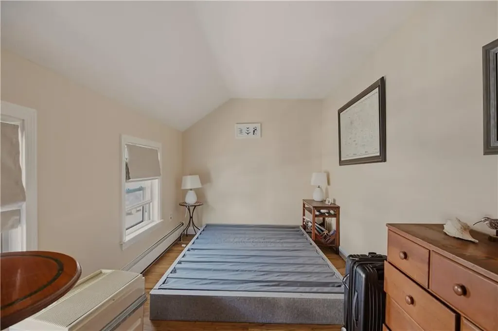 6 Murphy Avenue Bristol RI 02809