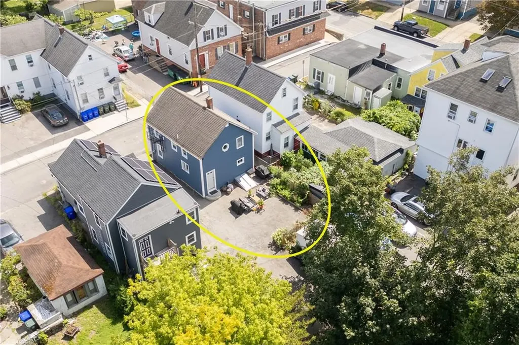 6 Murphy Avenue Bristol RI 02809