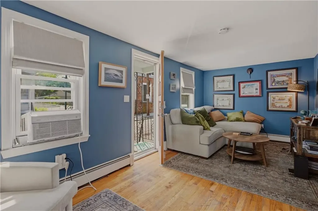 6 Murphy Avenue Bristol RI 02809