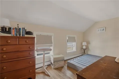 6 Murphy Avenue Bristol RI 02809