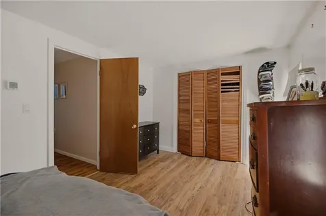 6 Murphy Avenue Bristol RI 02809