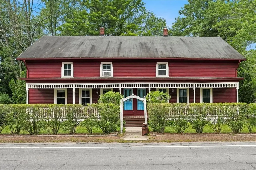 290 292 Church Street Burrillville RI 02859