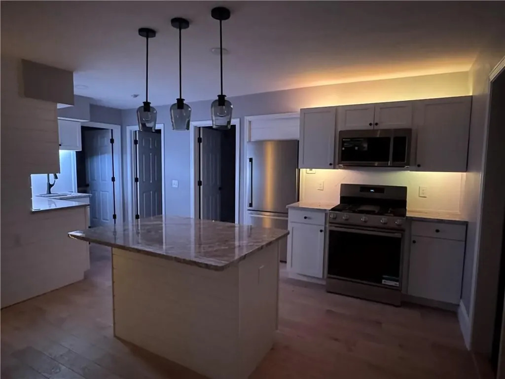 256 Woonasquatucket Avenue North Providence RI 02911