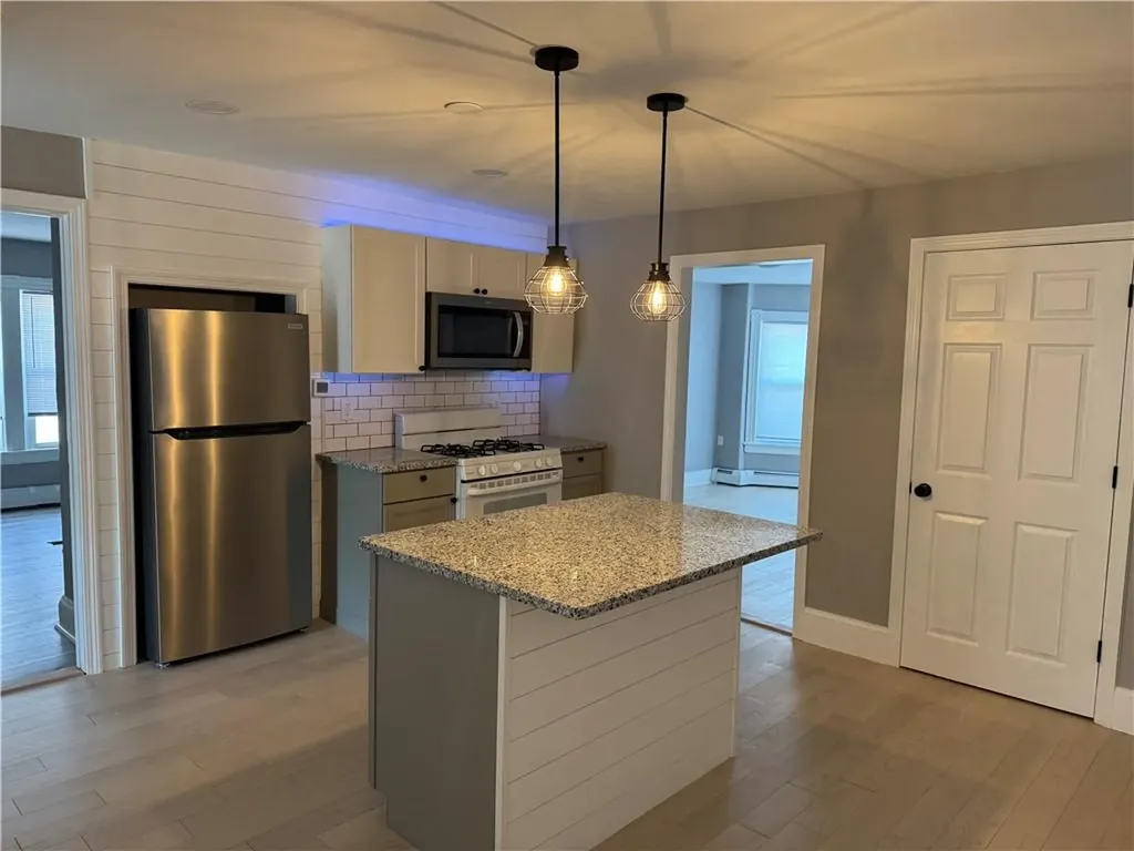 256 Woonasquatucket Avenue North Providence RI 02911