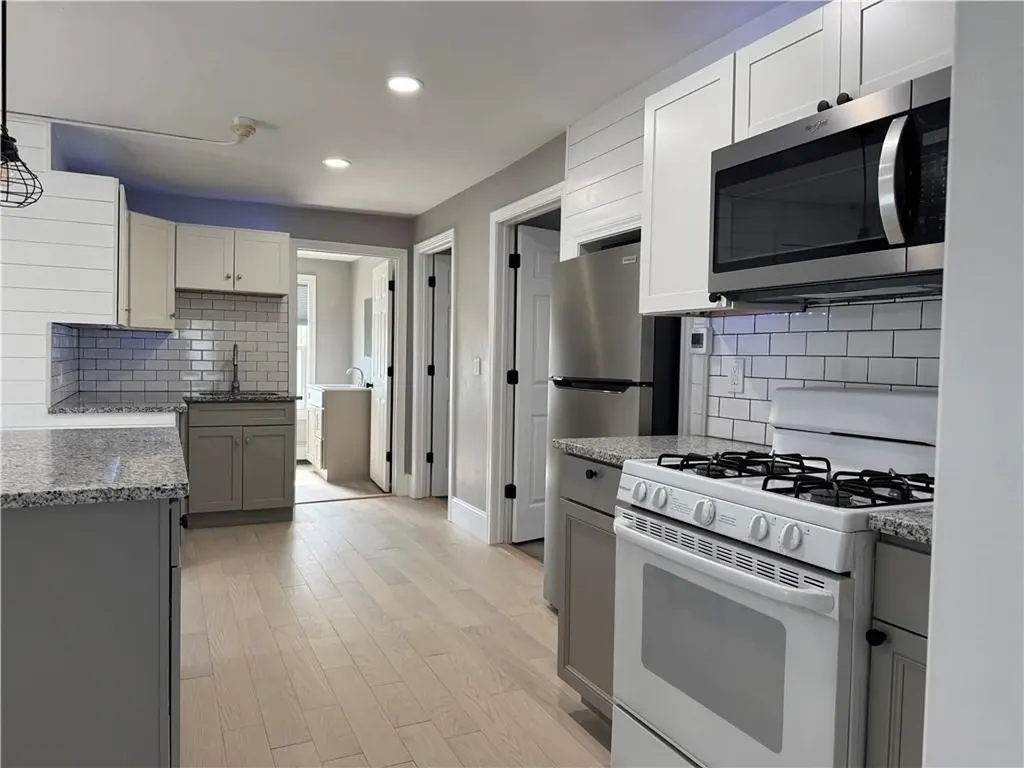 256 Woonasquatucket Avenue North Providence RI 02911