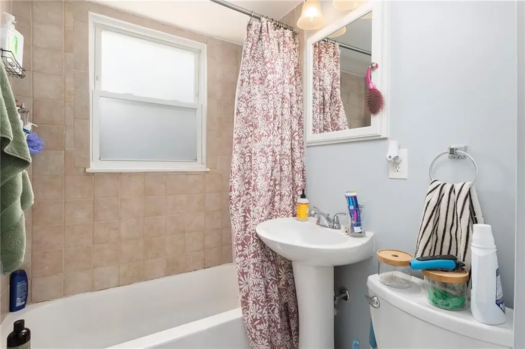 5 Trenton Street Providence RI 02906