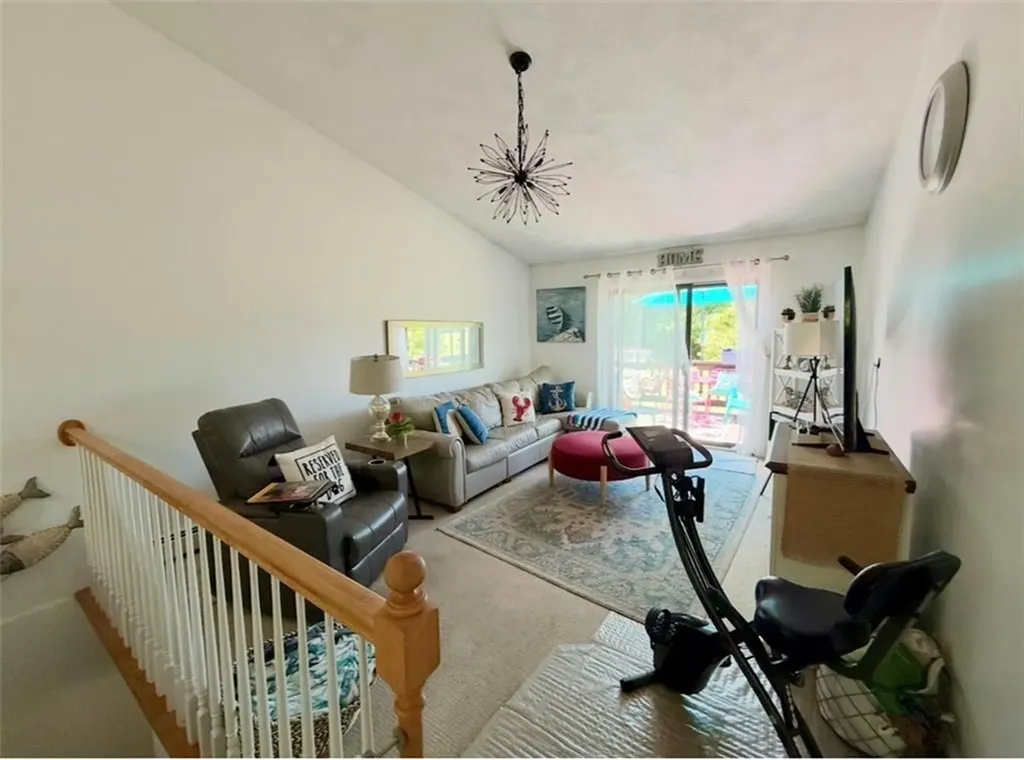30 Acorn Court South Kingstown RI 02879