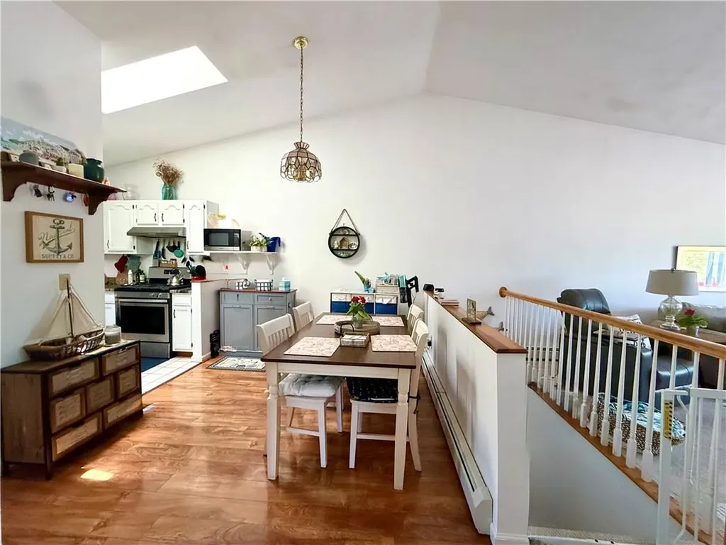 30 Acorn Court South Kingstown RI 02879