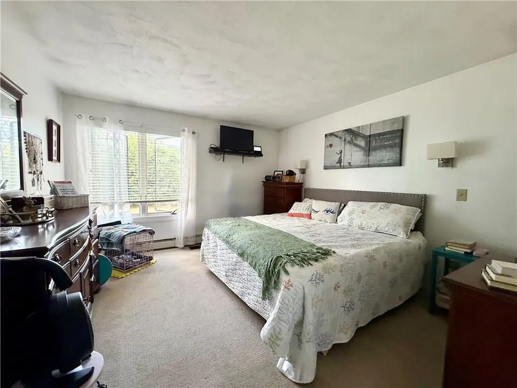 30 Acorn Court South Kingstown RI 02879