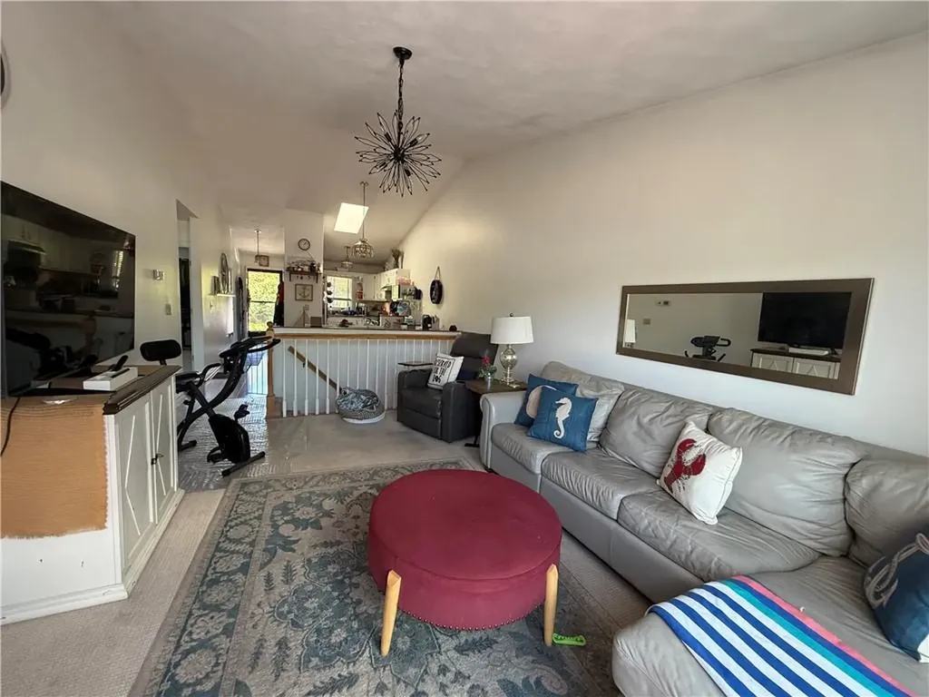 30 Acorn Court South Kingstown RI 02879