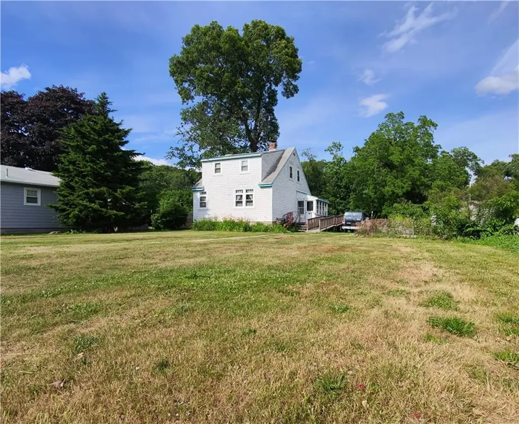 32 Hoffman Avenue Cranston RI 02920