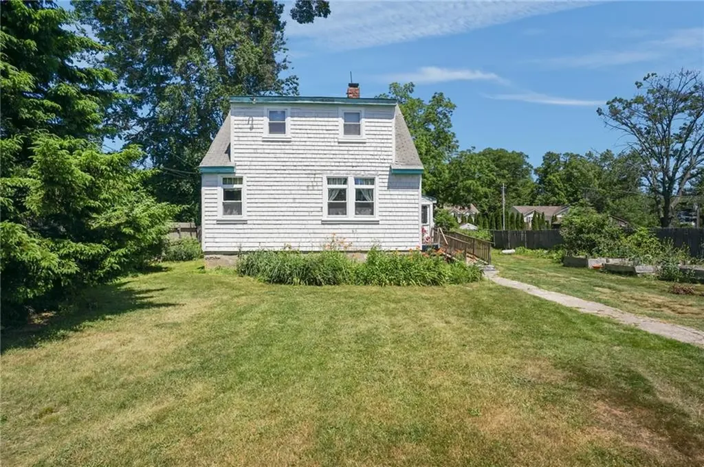 32 Hoffman Avenue Cranston RI 02920