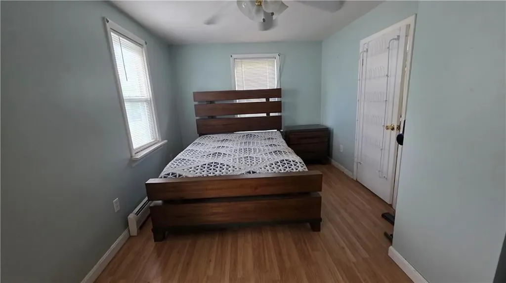 18 Glen Street East Providence RI 02915
