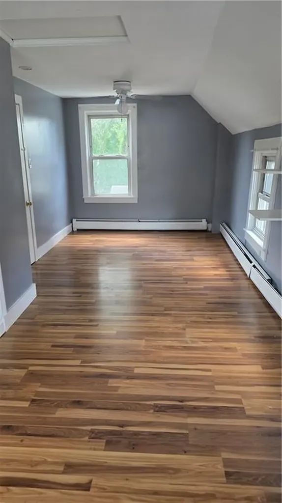 18 Glen Street East Providence RI 02915