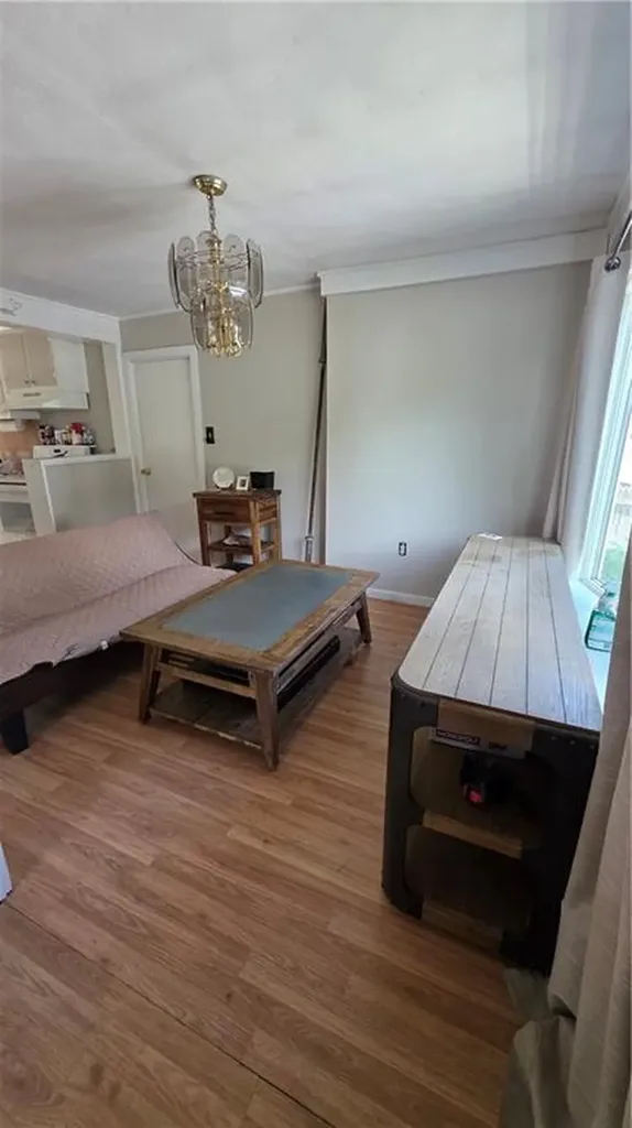 18 Glen Street East Providence RI 02915