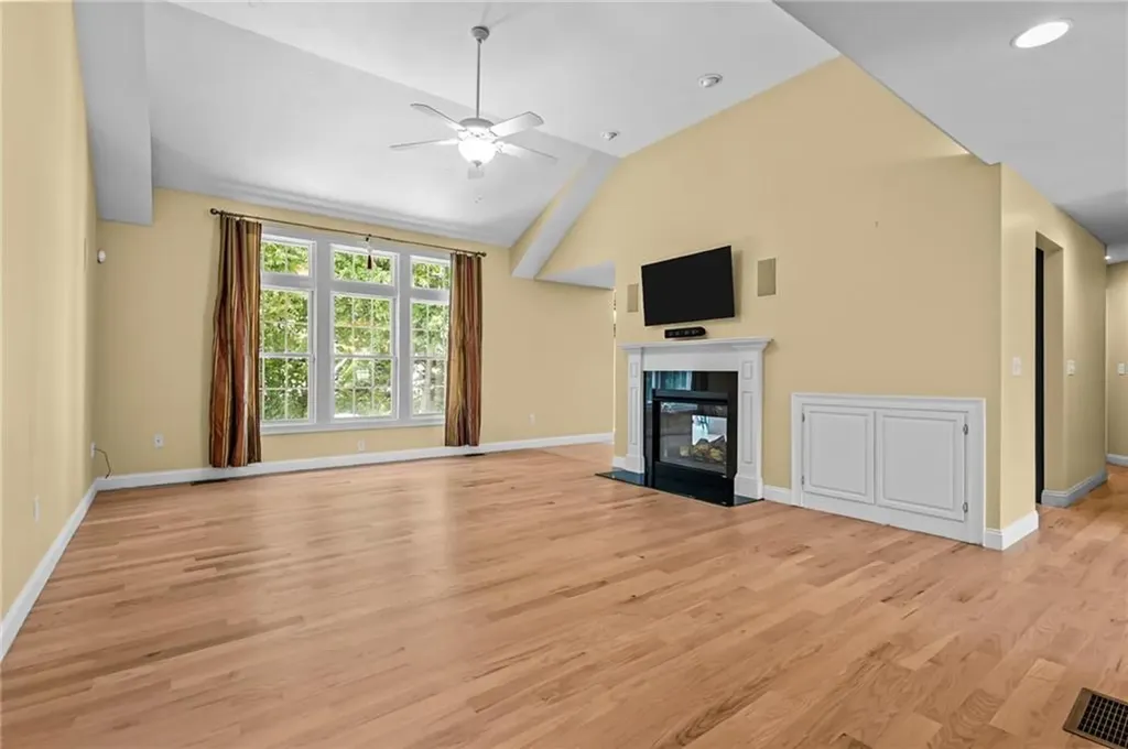 125 West Road Cumberland RI 02864
