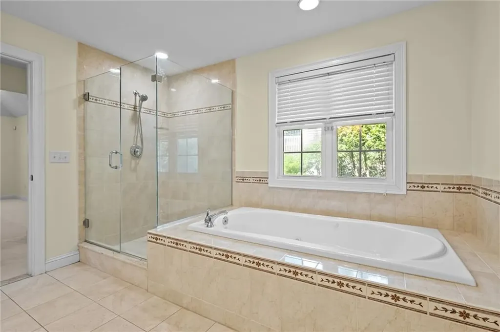 125 West Road Cumberland RI 02864