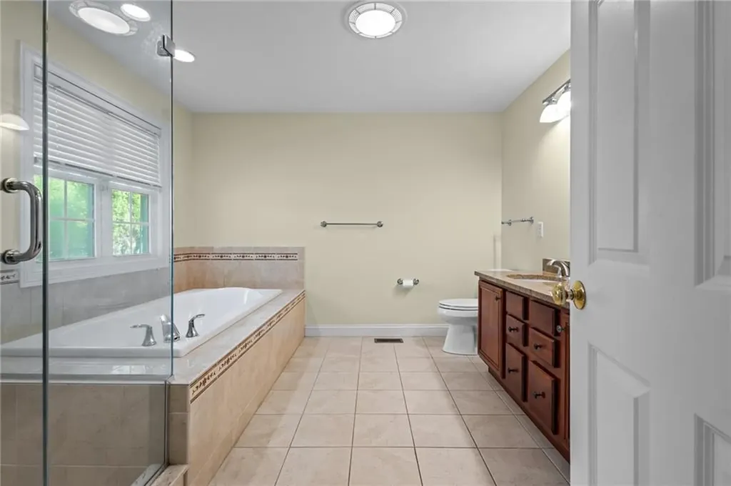 125 West Road Cumberland RI 02864