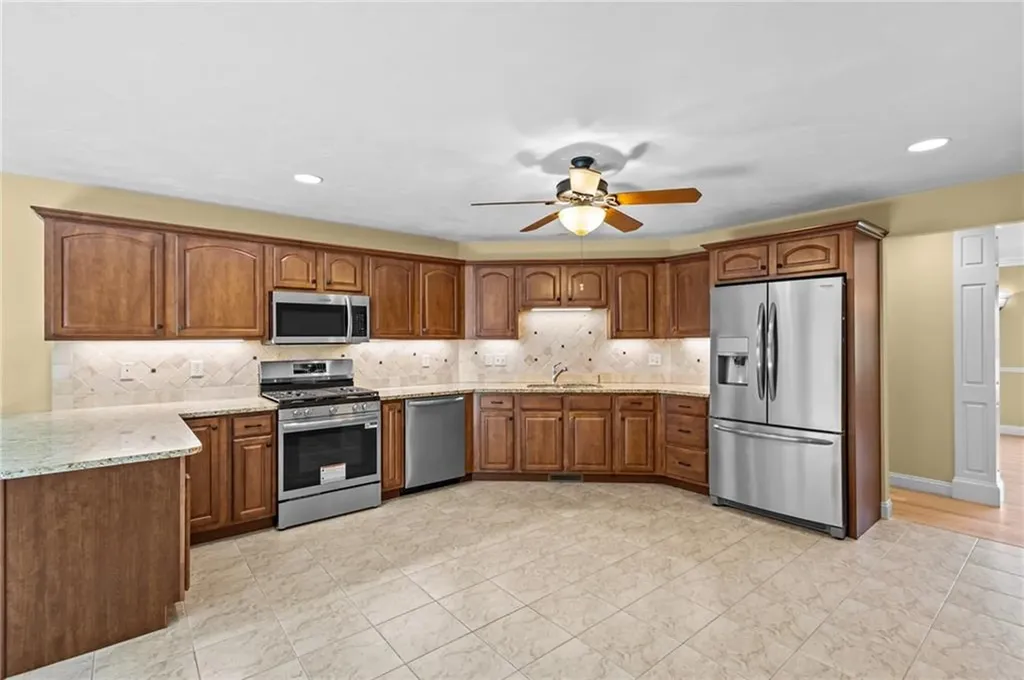 125 West Road Cumberland RI 02864