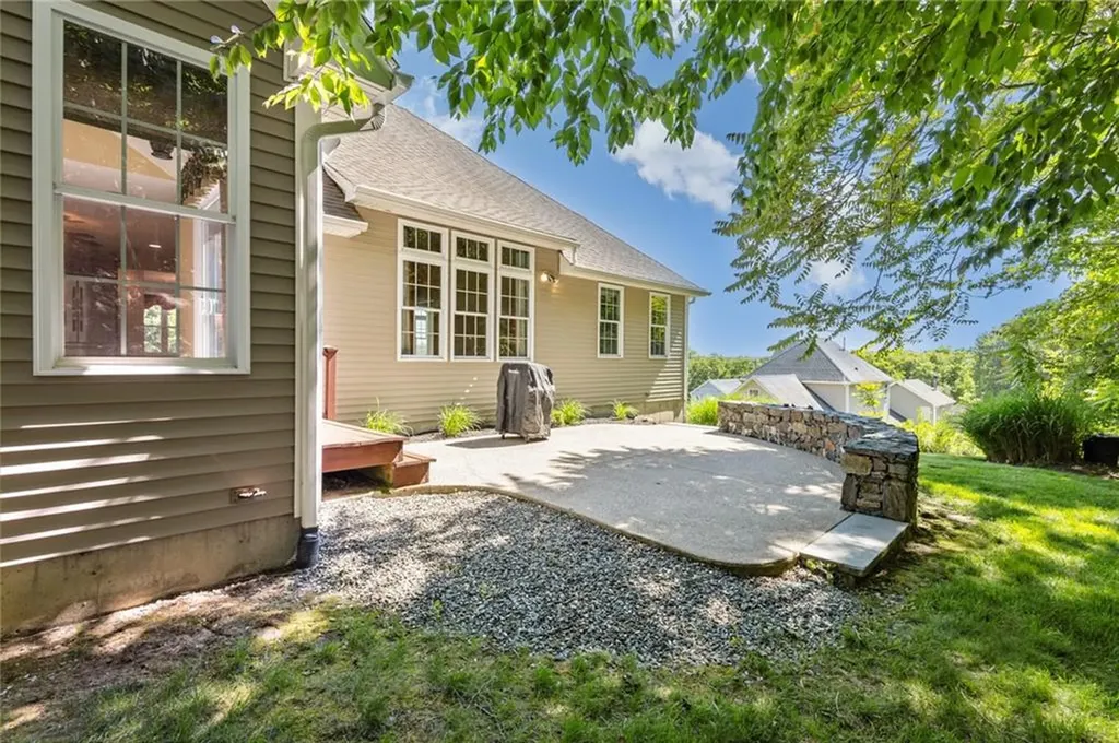 125 West Road Cumberland RI 02864