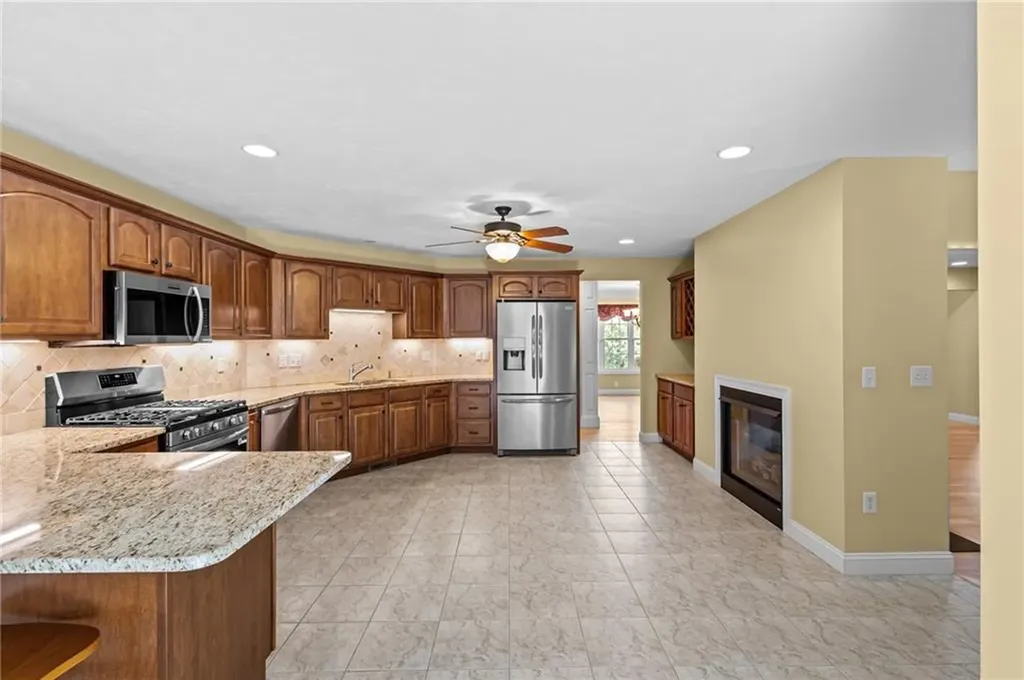 125 West Road Cumberland RI 02864