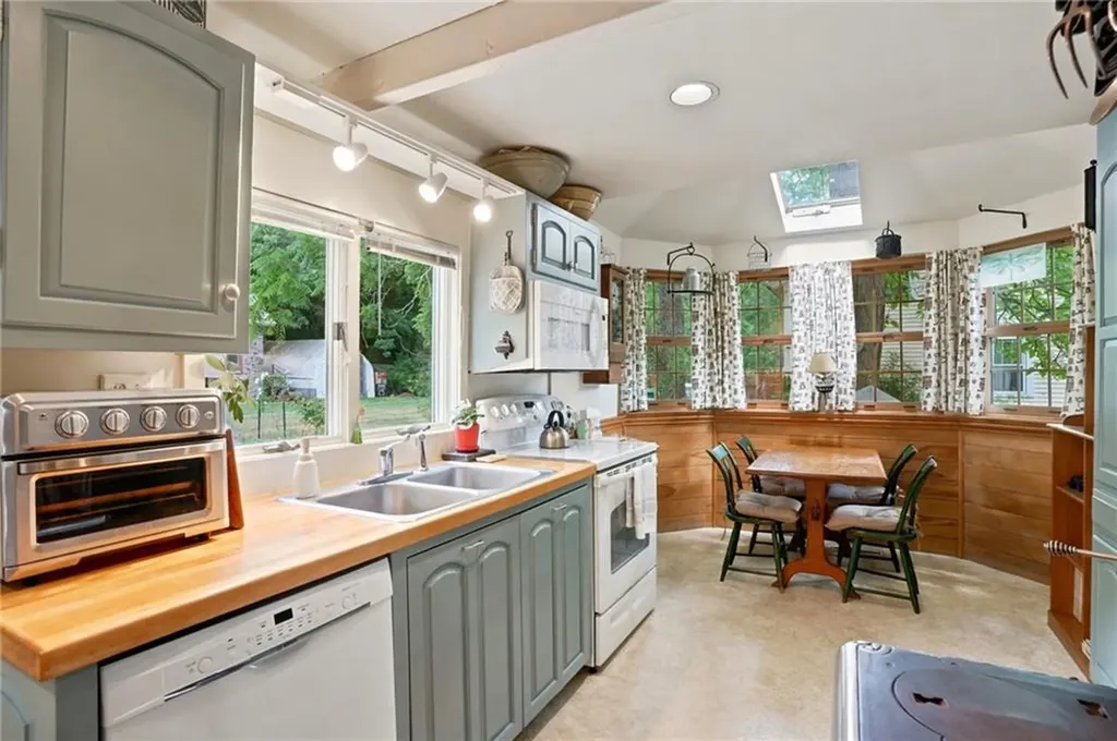 364 Abbott Run Valley Road Cumberland RI 02864