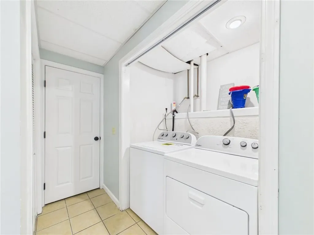52 Meadowrue Trail Narragansett RI 02874