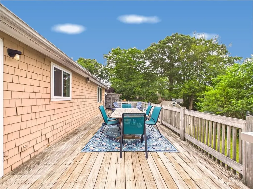 52 Meadowrue Trail Narragansett RI 02874