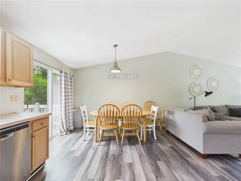 52 Meadowrue Trail Narragansett RI 02874