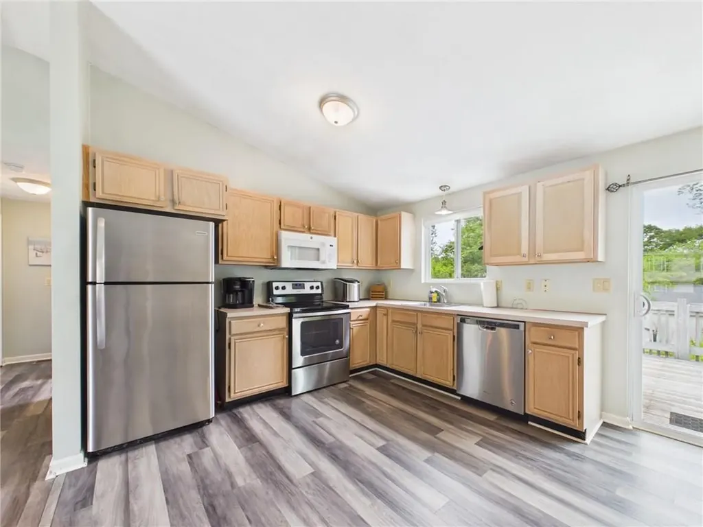 52 Meadowrue Trail Narragansett RI 02874