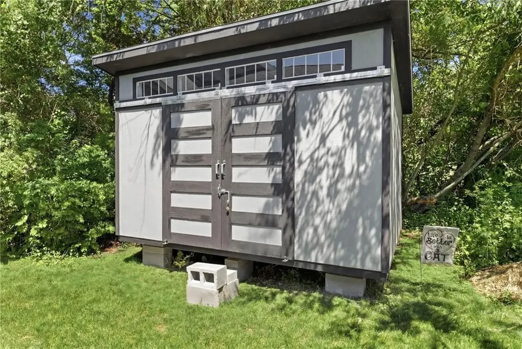 685 C Curtis Corner Road South Kingstown RI 02879