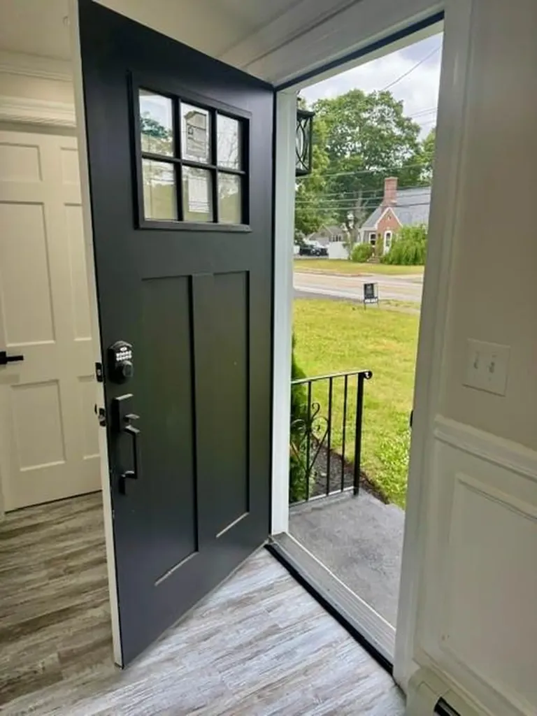 49 Metropolitan Park Drive East Providence RI 02915