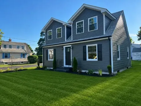 49 Metropolitan Park Drive East Providence RI 02915