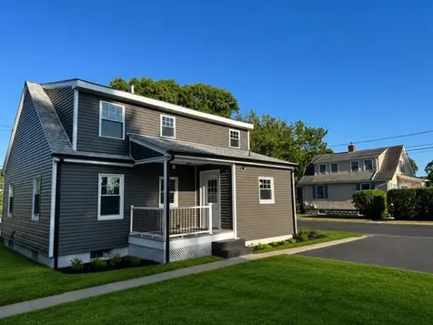 49 Metropolitan Park Drive East Providence RI 02915