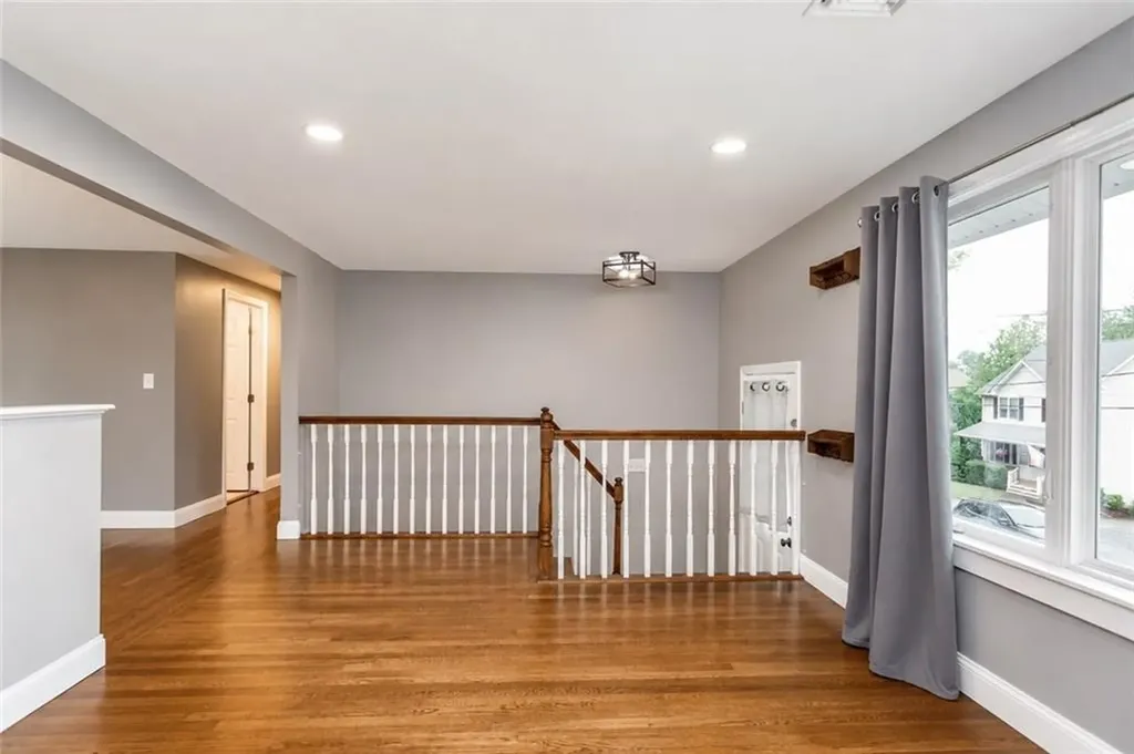 117 Elizabeth Avenue North Smithfield RI 02896