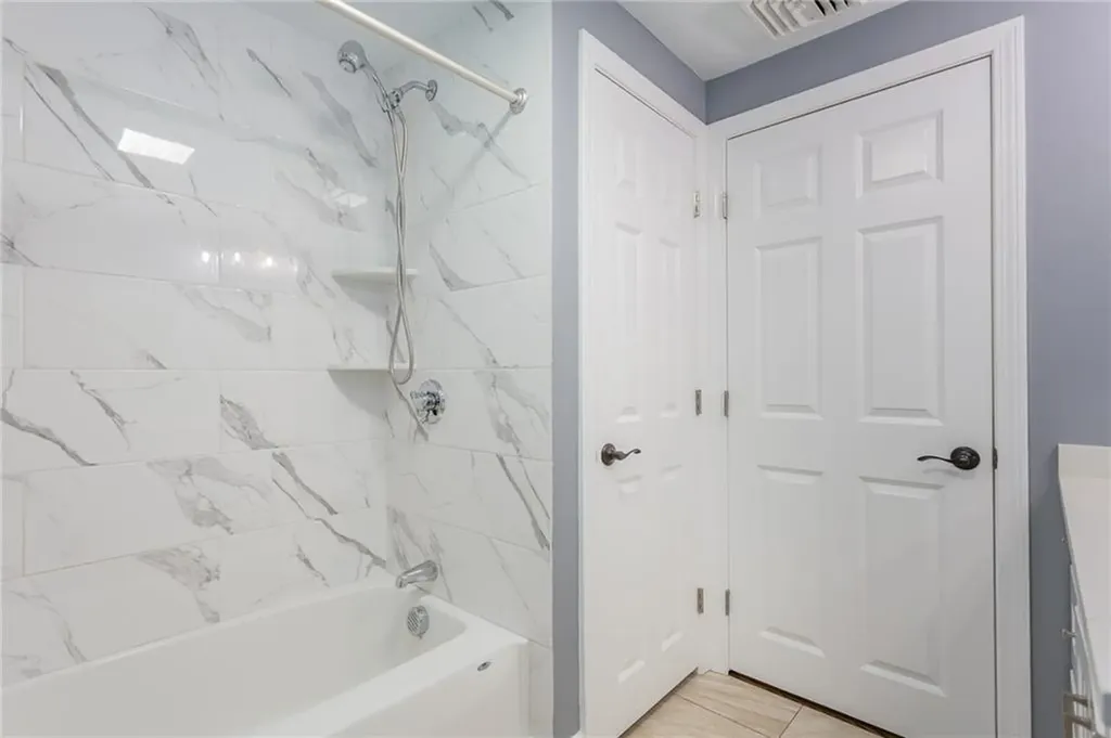 117 Elizabeth Avenue North Smithfield RI 02896